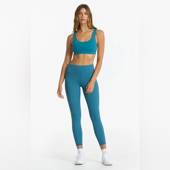 Vuori Stride Legging - Picture 1 of 7